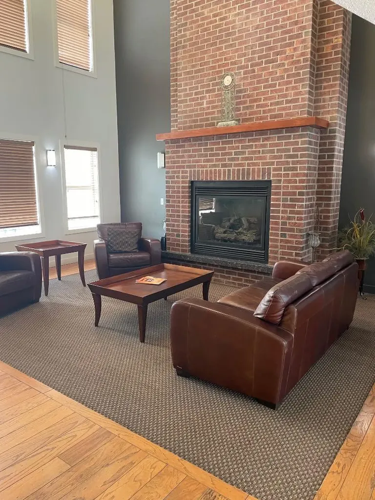 2233 34 Avenue SW Calgary AB T2T 6N2