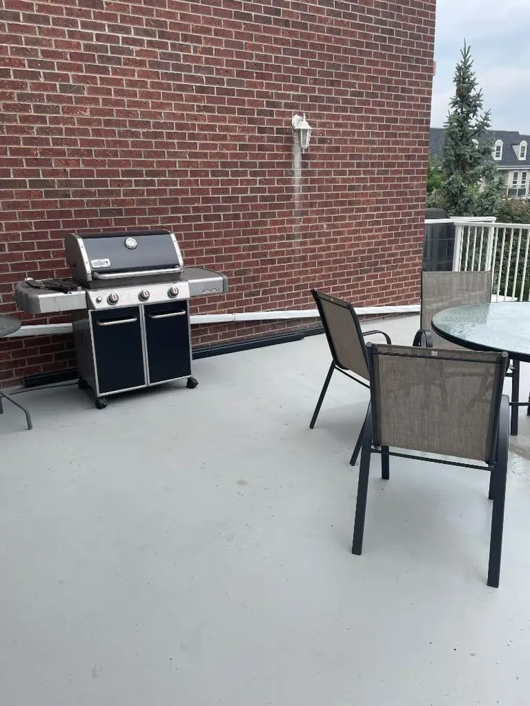2233 34 Avenue SW Calgary AB T2T 6N2