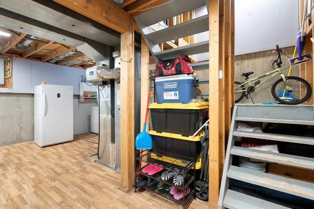 20 Falbury Crescent NE Calgary AB T3J 1L7