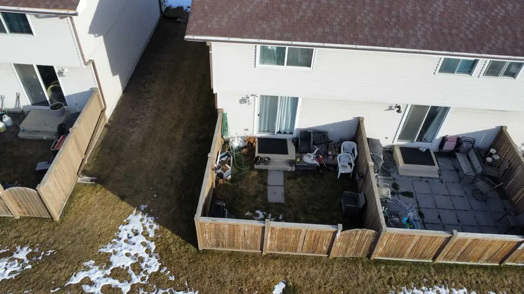 20 Falbury Crescent NE Calgary AB T3J 1L7