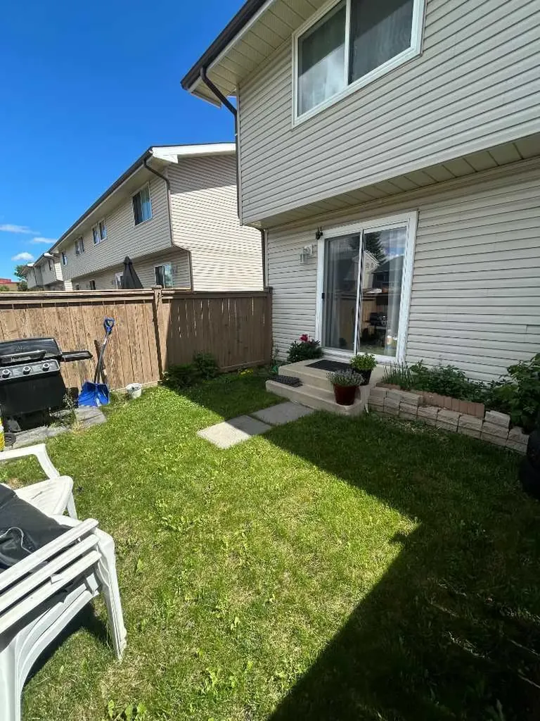 20 Falbury Crescent NE Calgary AB T3J 1L7