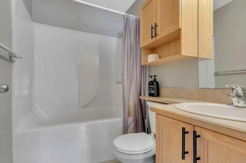 23 Jacobs Close Red Deer AB T4P 4C8