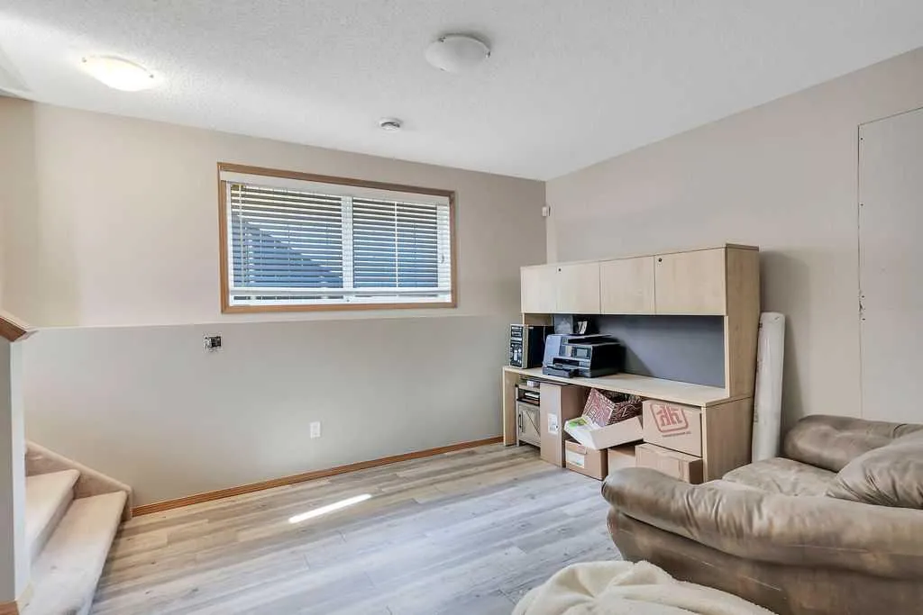 23 Jacobs Close Red Deer AB T4P 4C8
