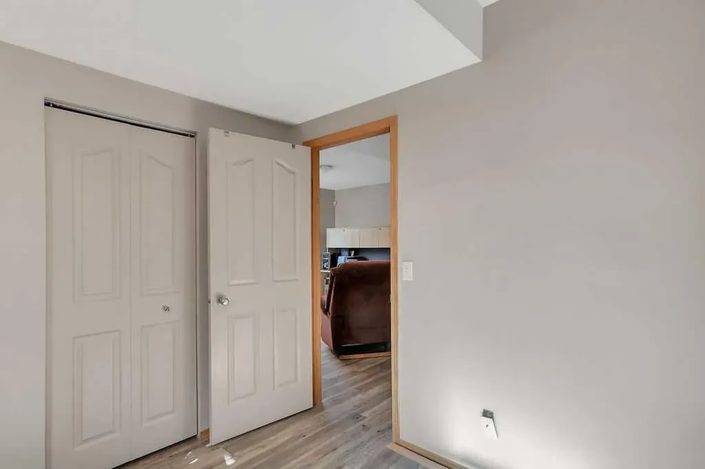 23 Jacobs Close Red Deer AB T4P 4C8