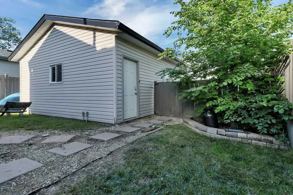 23 Jacobs Close Red Deer AB T4P 4C8