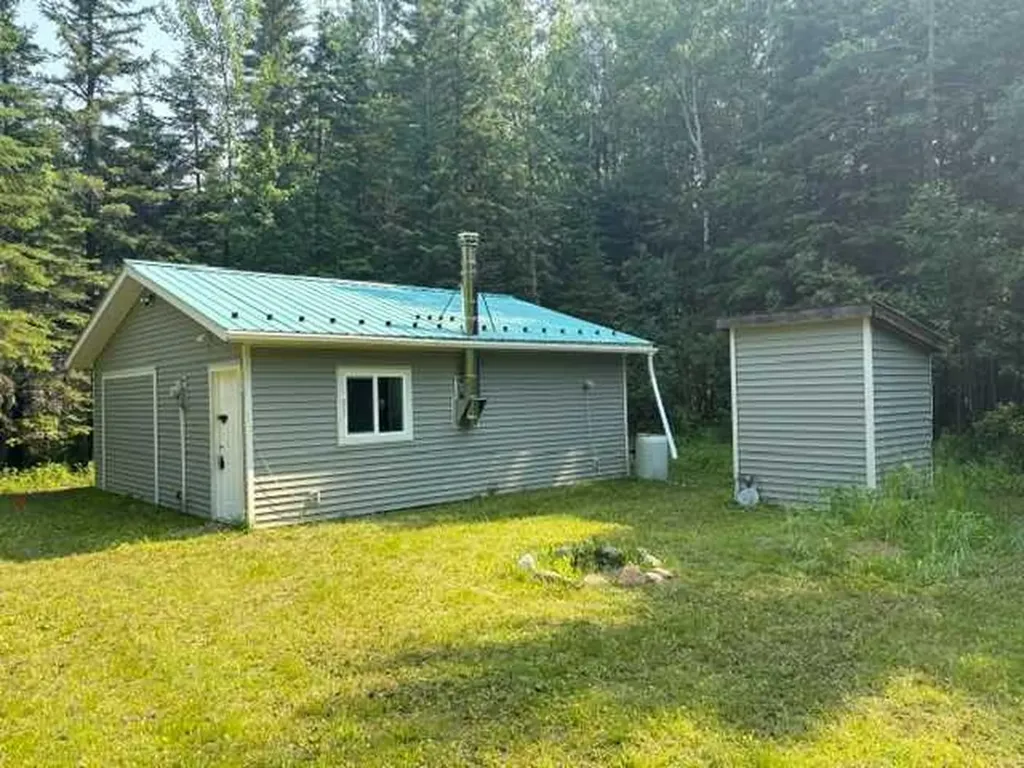 1856 Highway 813 Calling Lake AB T0G 0K0