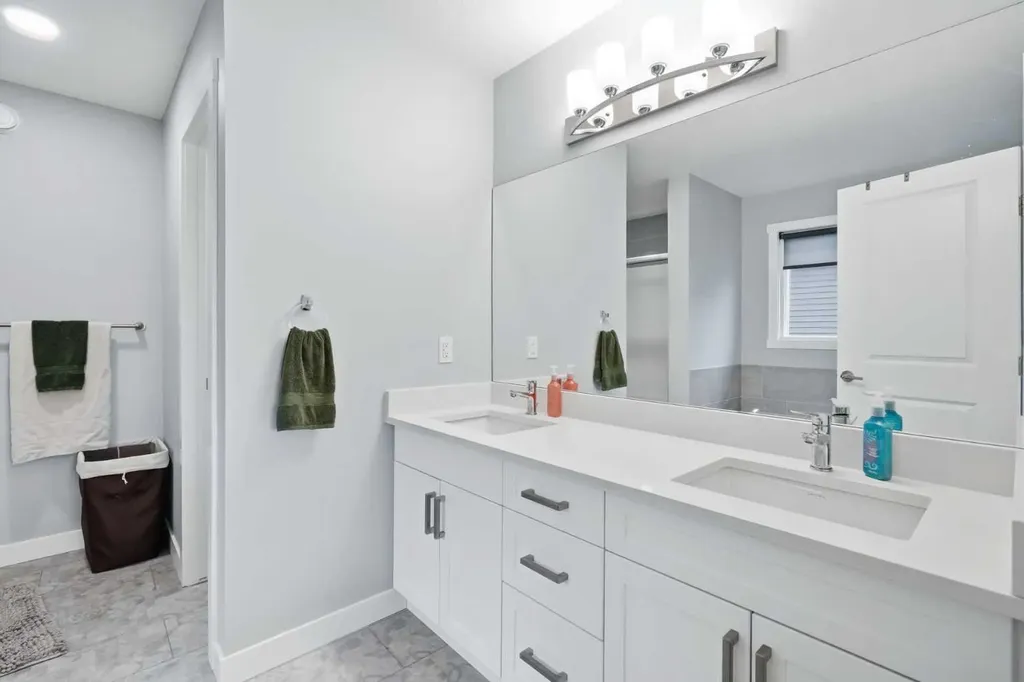 504 Creekrun Lane SW Airdrie AB T4B 5J9