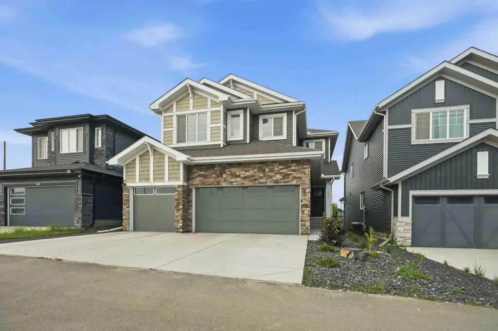 504 Creekrun Lane SW Airdrie AB T4B 5J9