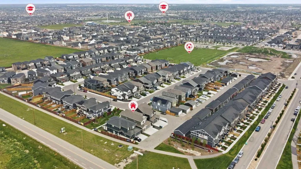 504 Creekrun Lane SW Airdrie AB T4B 5J9