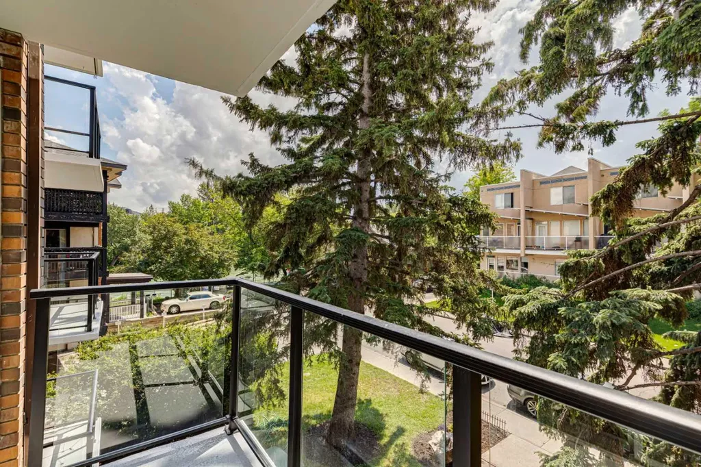 110 24 Avenue SW Calgary AB T2S 0J9