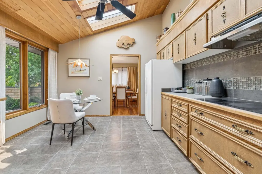 48 Flavelle Road SE Calgary AB T2H 1E7