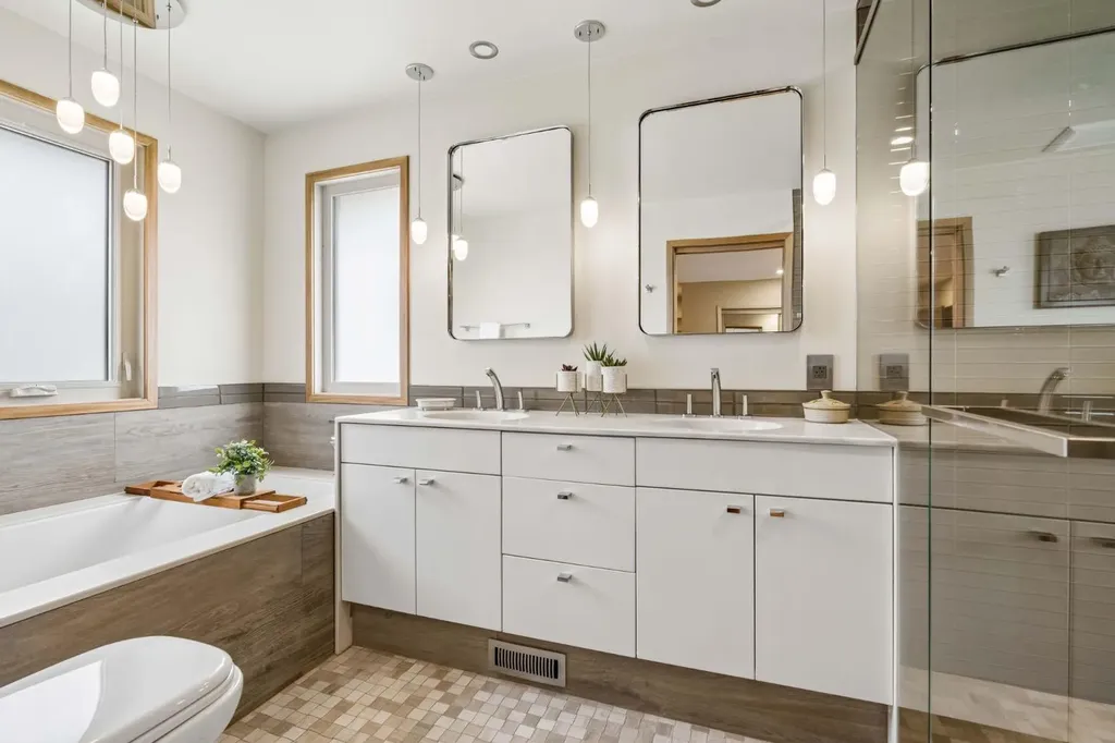 48 Flavelle Road SE Calgary AB T2H 1E7