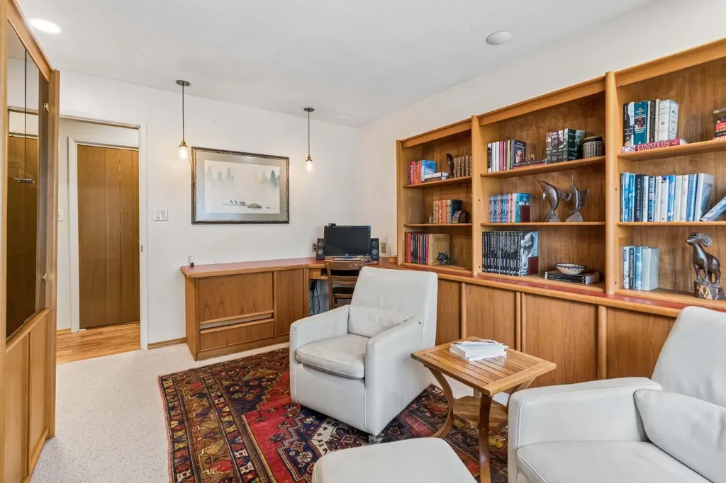 48 Flavelle Road SE Calgary AB T2H 1E7