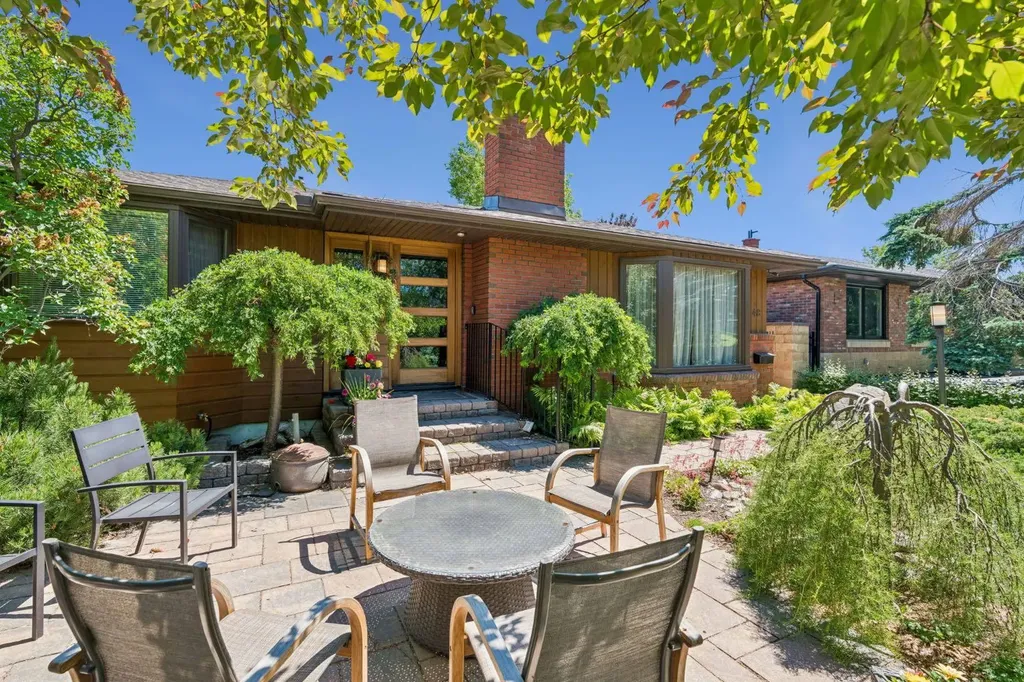 48 Flavelle Road SE Calgary AB T2H 1E7