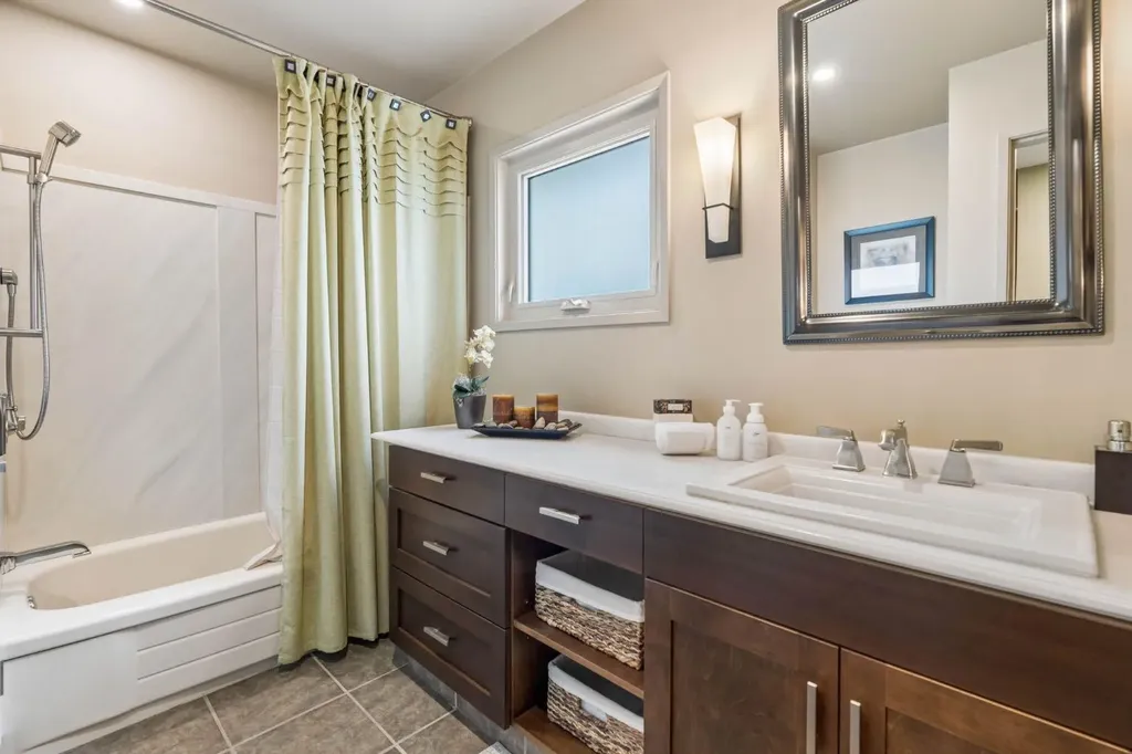 48 Flavelle Road SE Calgary AB T2H 1E7