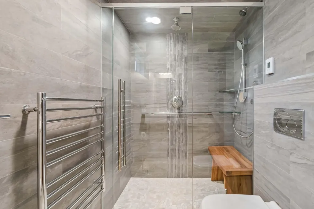 48 Flavelle Road SE Calgary AB T2H 1E7