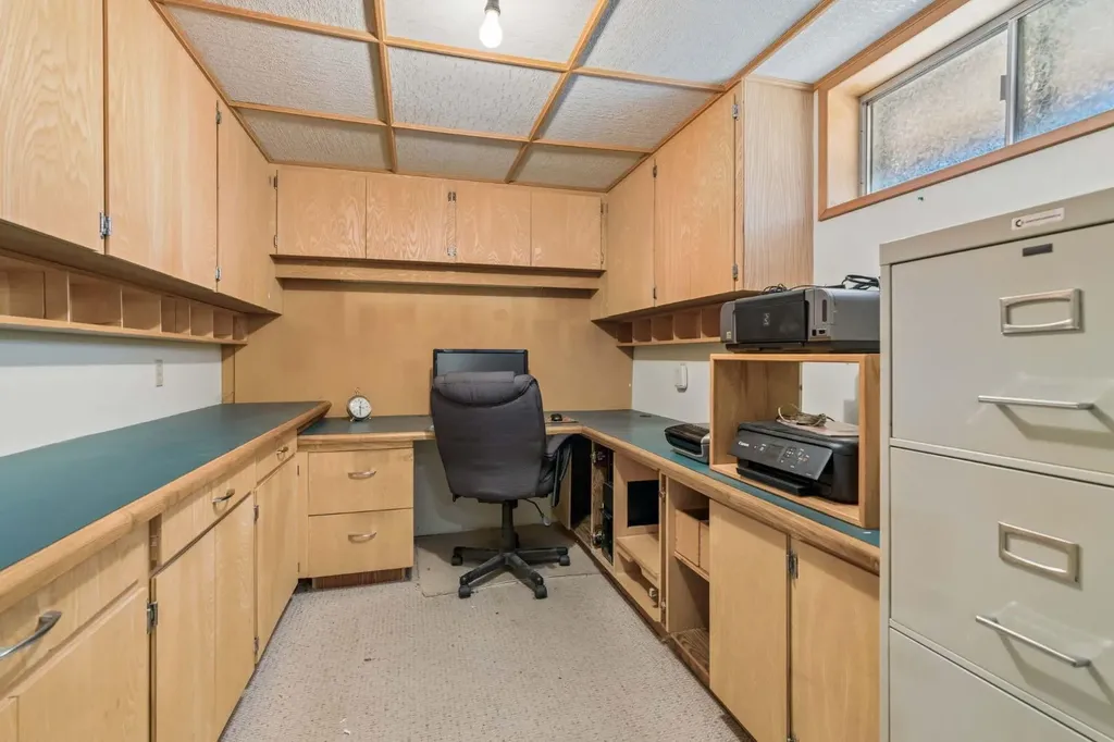 48 Flavelle Road SE Calgary AB T2H 1E7