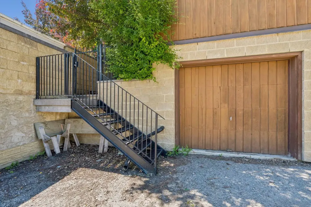 48 Flavelle Road SE Calgary AB T2H 1E7