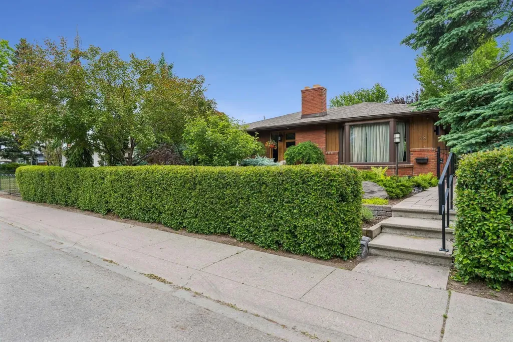 48 Flavelle Road SE Calgary AB T2H 1E7