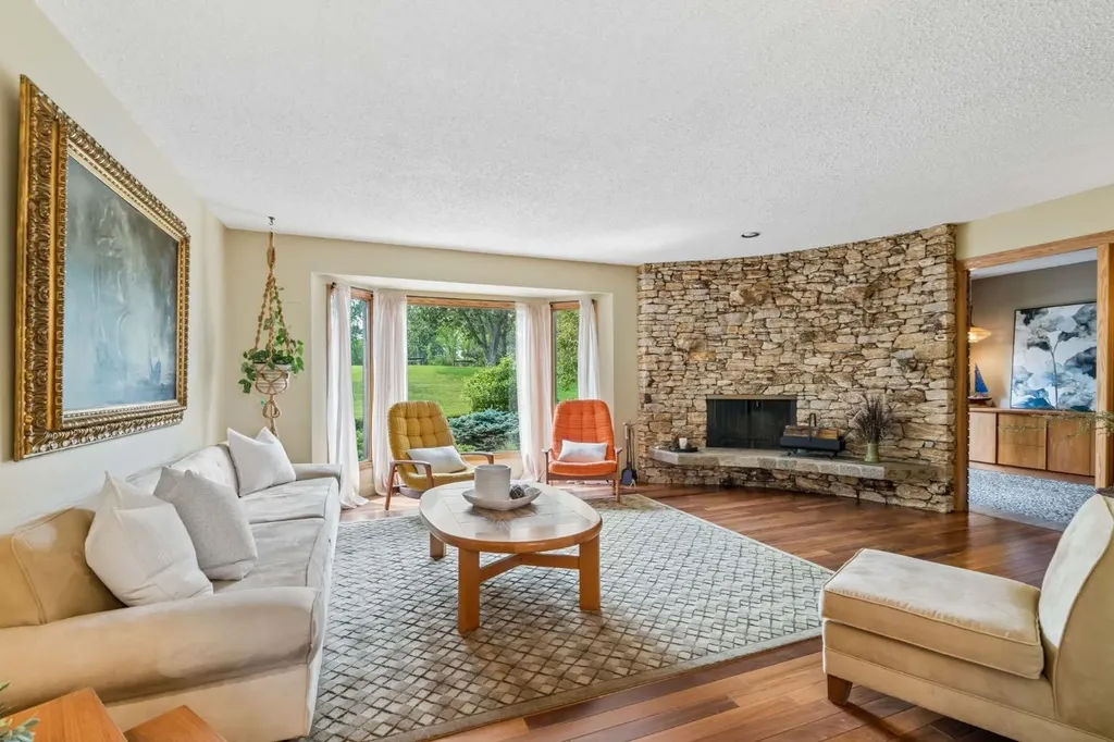48 Flavelle Road SE Calgary AB T2H 1E7