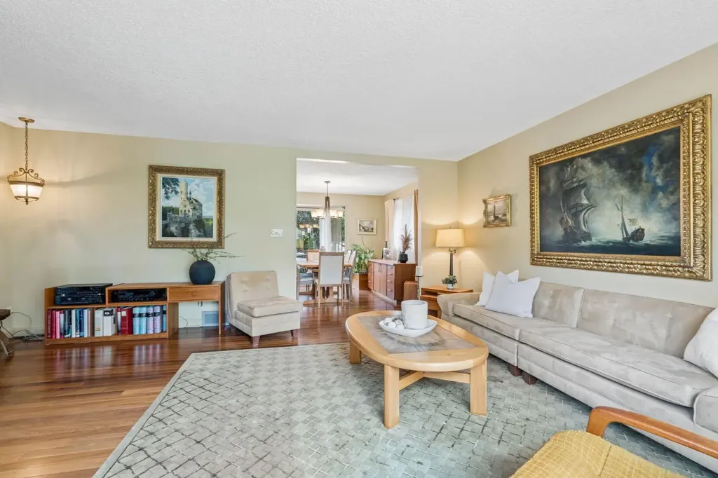 48 Flavelle Road SE Calgary AB T2H 1E7