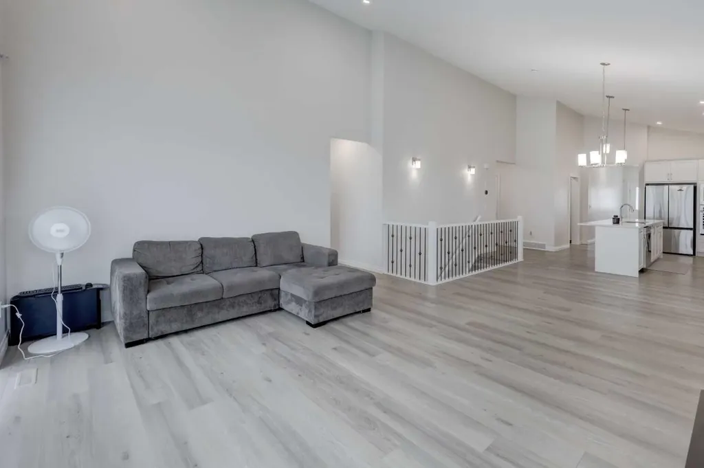 351 Baywater Common SW Airdrie AB T4B0A7