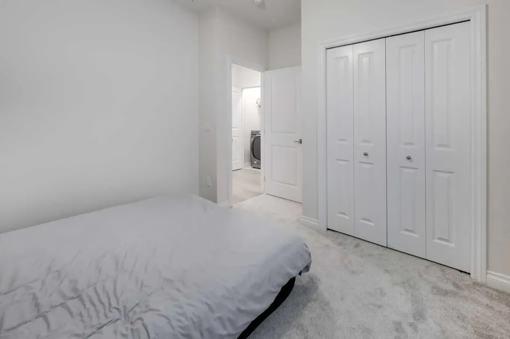 351 Baywater Common SW Airdrie AB T4B0A7