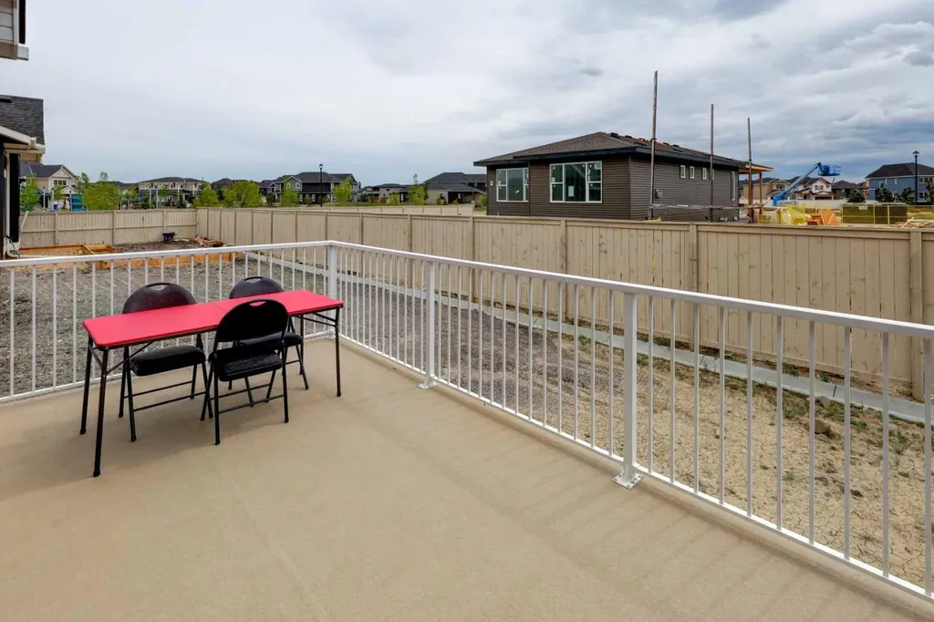 351 Baywater Common SW Airdrie AB T4B0A7