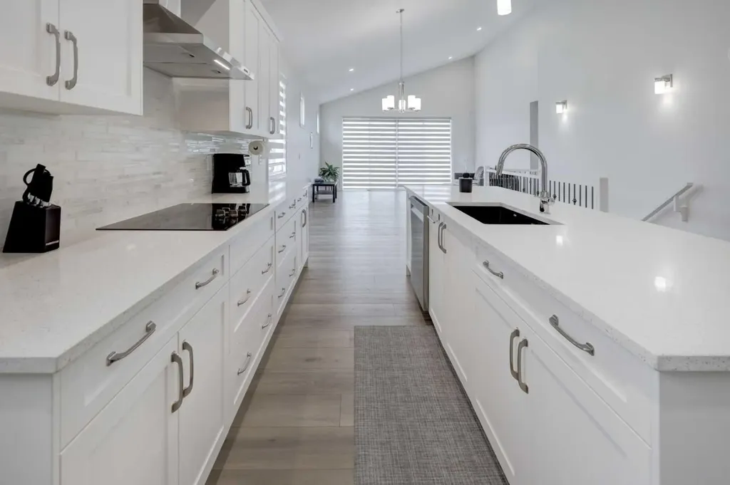 351 Baywater Common SW Airdrie AB T4B0A7