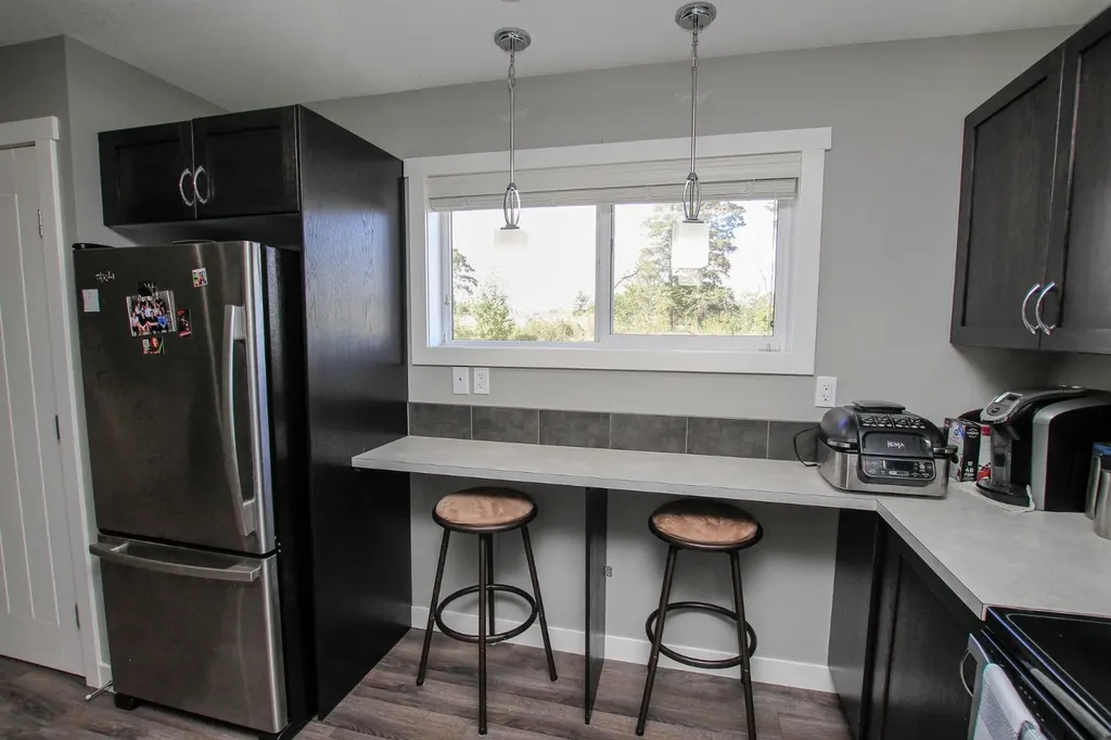 30 Henderson Crescent Penhold AB T0M 1R0