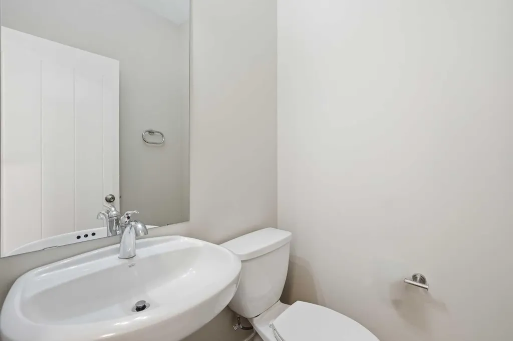 431 Quarry Villas SE Calgary AB T2C 5K1