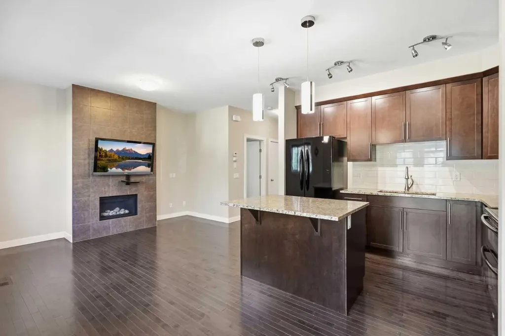 431 Quarry Villas SE Calgary AB T2C 5K1