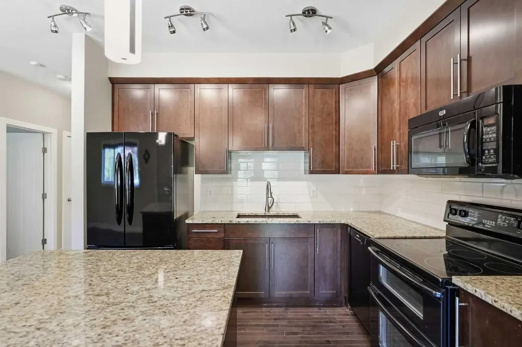431 Quarry Villas SE Calgary AB T2C 5K1
