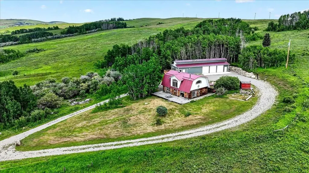 161194 538 Avenue W Rural Foothills County AB T0L 1H0