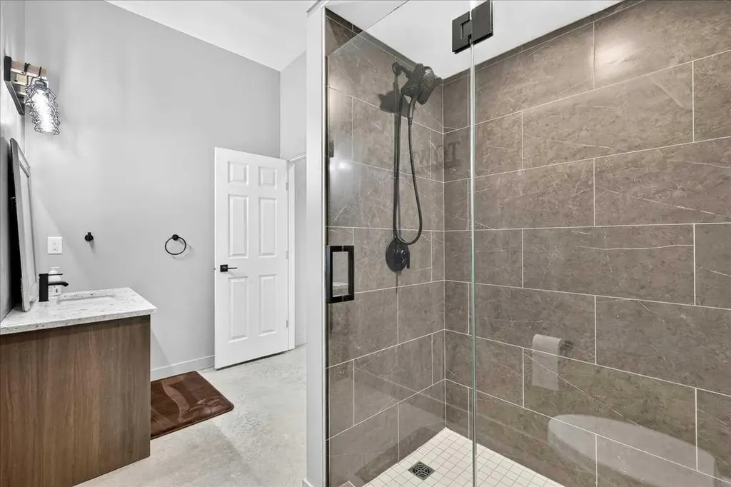 161194 538 Avenue W Rural Foothills County AB T0L 1H0