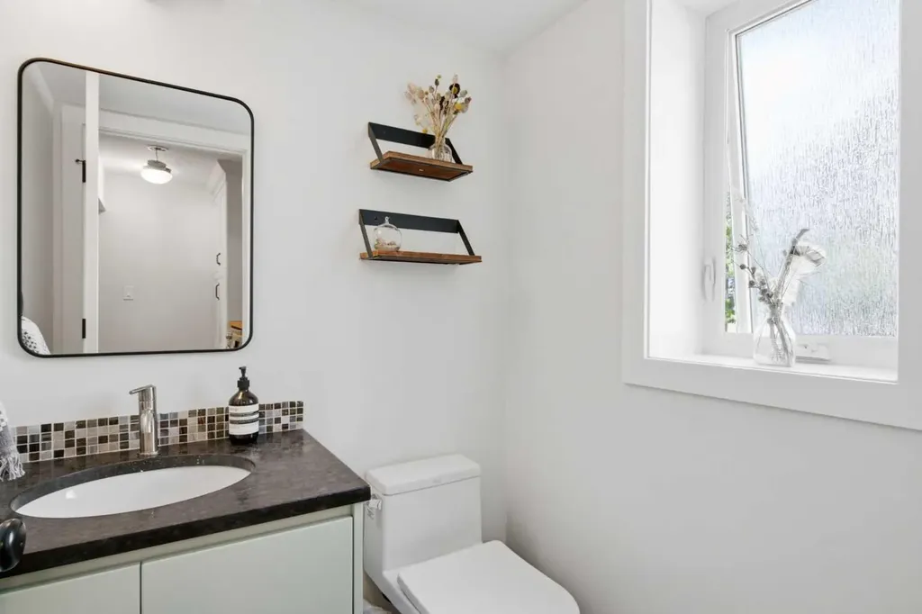 12412 Lake Christina Road SE Calgary AB T2J 3R8