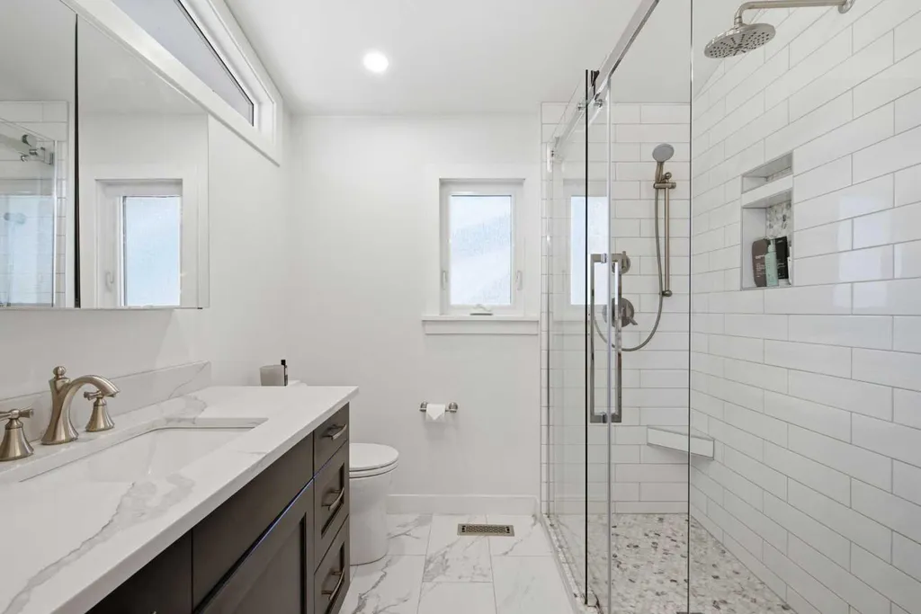 12412 Lake Christina Road SE Calgary AB T2J 3R8