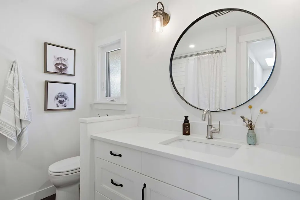12412 Lake Christina Road SE Calgary AB T2J 3R8