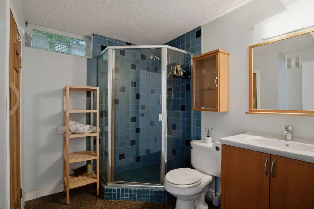 12412 Lake Christina Road SE Calgary AB T2J 3R8
