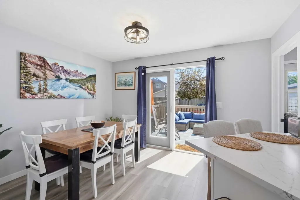 19 Fenwood Close Sylvan Lake AB T4S 2K4