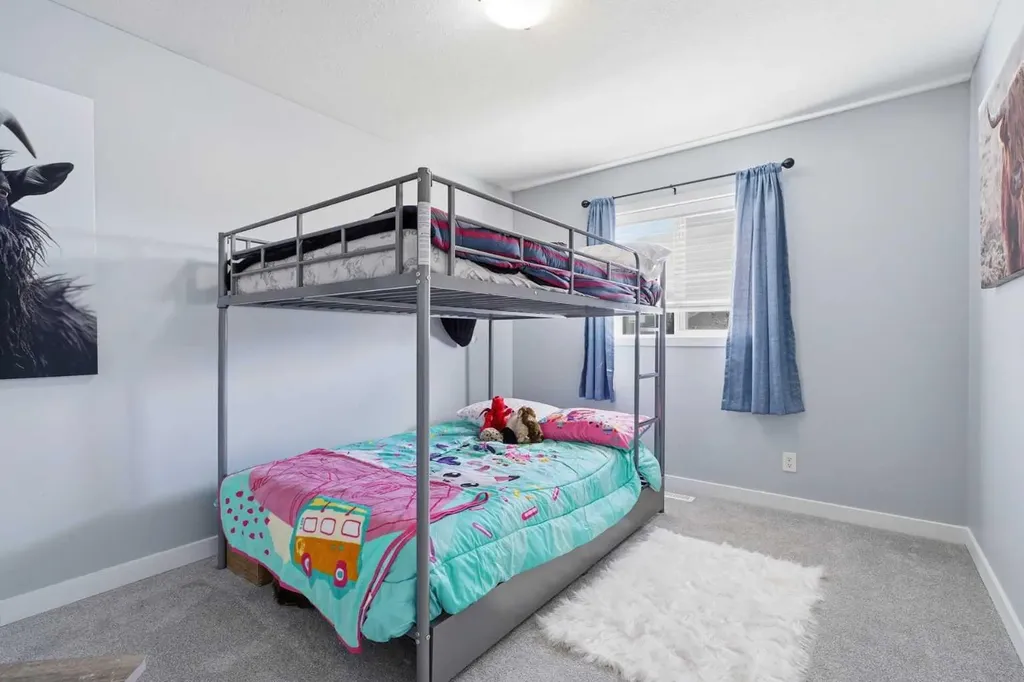 19 Fenwood Close Sylvan Lake AB T4S 2K4