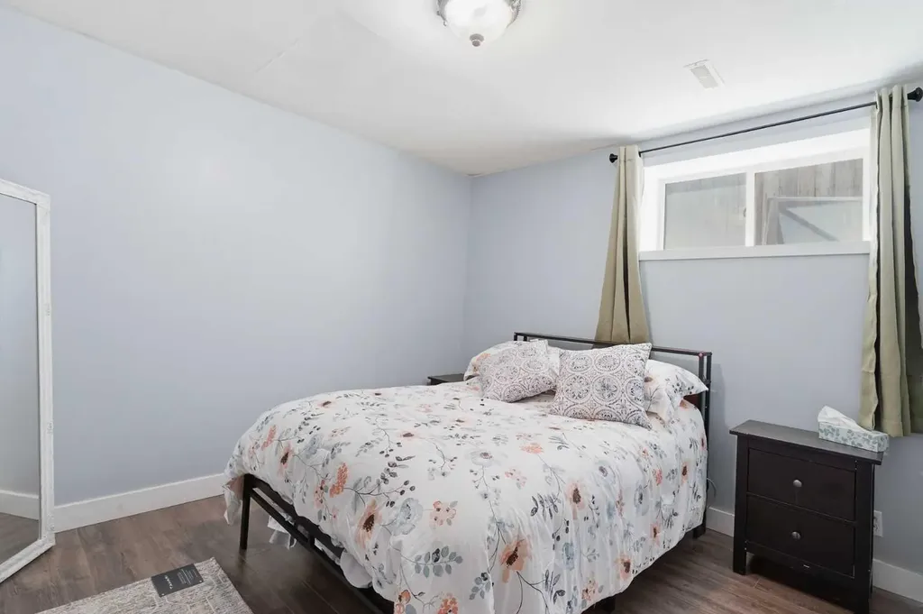 19 Fenwood Close Sylvan Lake AB T4S 2K4