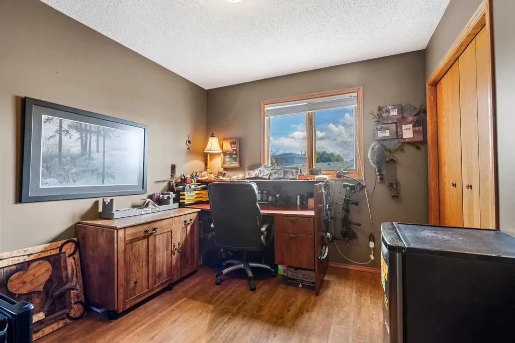 31 Steward Drive Whitecourt AB T7S 1R1