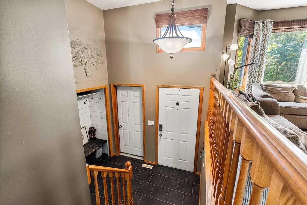 31 Steward Drive Whitecourt AB T7S 1R1