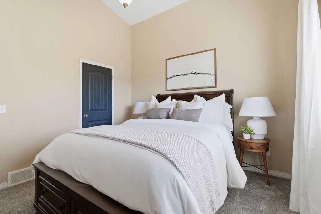 412 Highland Close Strathmore AB T1P 1X3