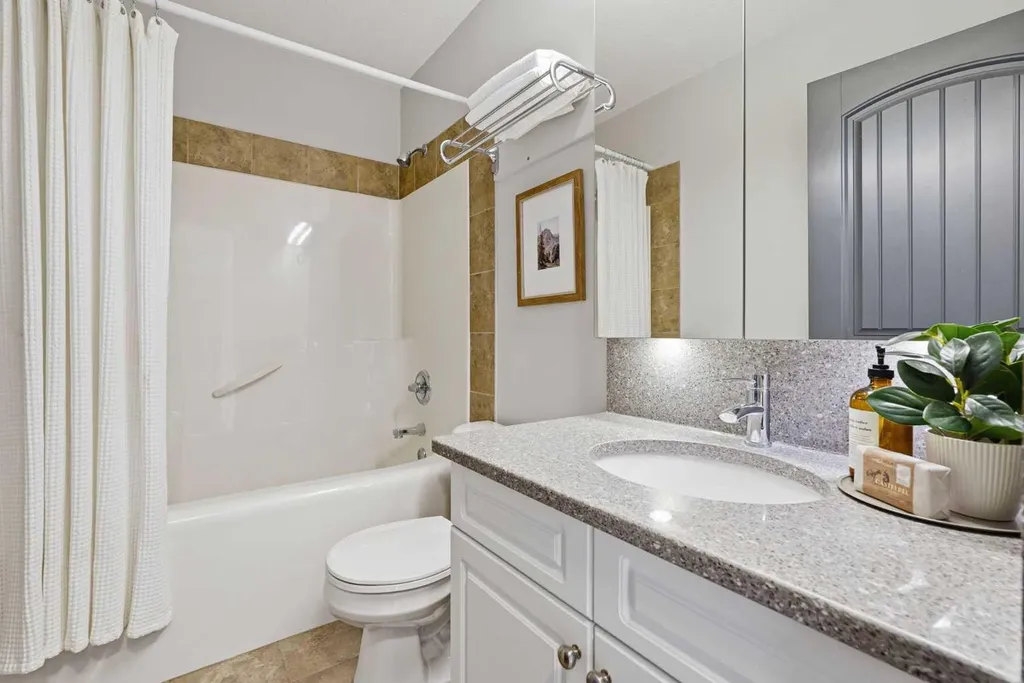 412 Highland Close Strathmore AB T1P 1X3