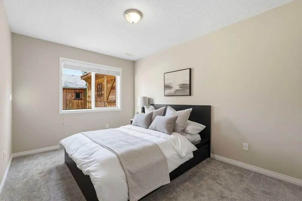 412 Highland Close Strathmore AB T1P 1X3