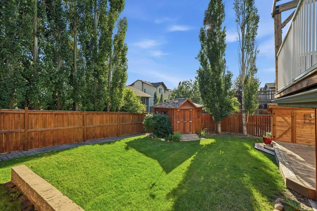412 Highland Close Strathmore AB T1P 1X3