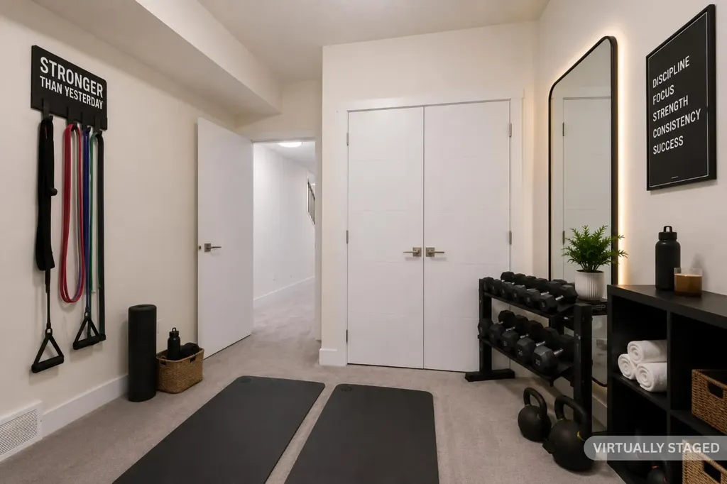 4629 72 Street NW Calgary AB T3B 2L3