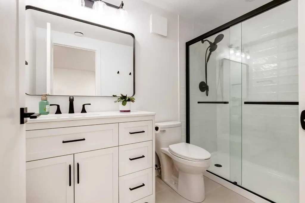 1920 Kelwood Drive SW Calgary AB T3E 3Z3
